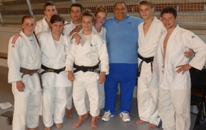 L'élite féminine du judo Cubain de passage à périgueux