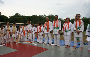 Cerémonie de remise des ceintures en photos.